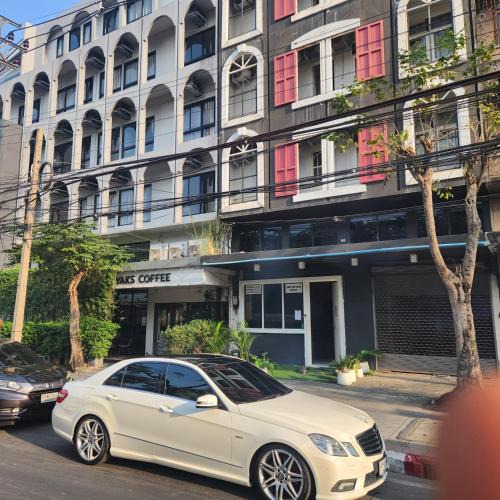 Arun Amarin Hostel | Lemon Tree Hostel Khaosan