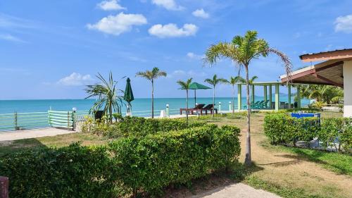 Lipa Noi Apartment | Lipa Bay Residence