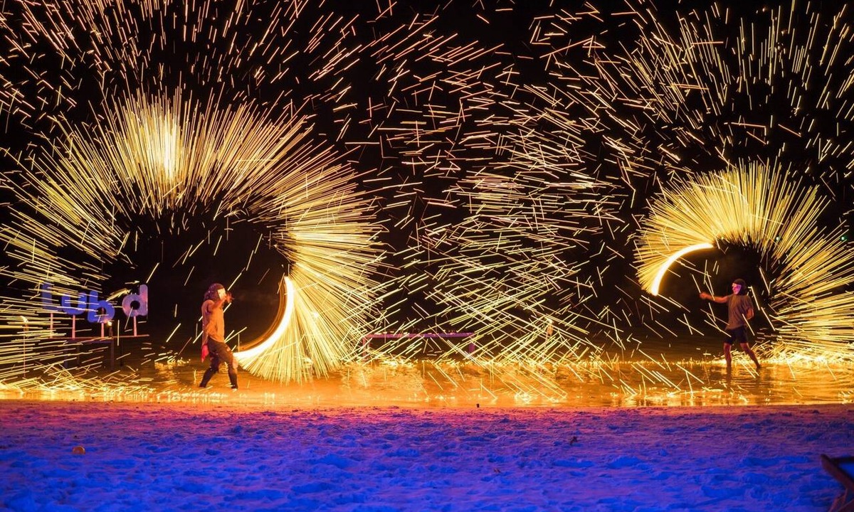 Chaweng City Center Hostel | Lub d Koh Samui Chaweng Beach - Beachfront Vibrant Social Vibe