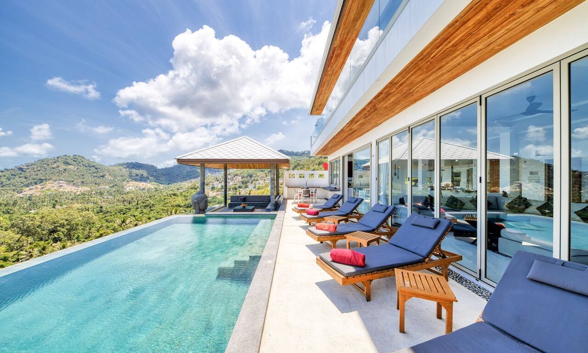Bophut House | Luxury 900sqm, 7 Bedroom Villa, Chaweng, Pool & Fitness, Seaview