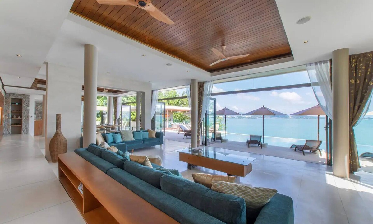 Talat Nuea Villa | Luxury Villa Skyfall Phuket