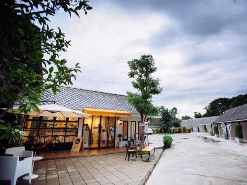 Hang Dong Hotel | Maalamaii Hotel