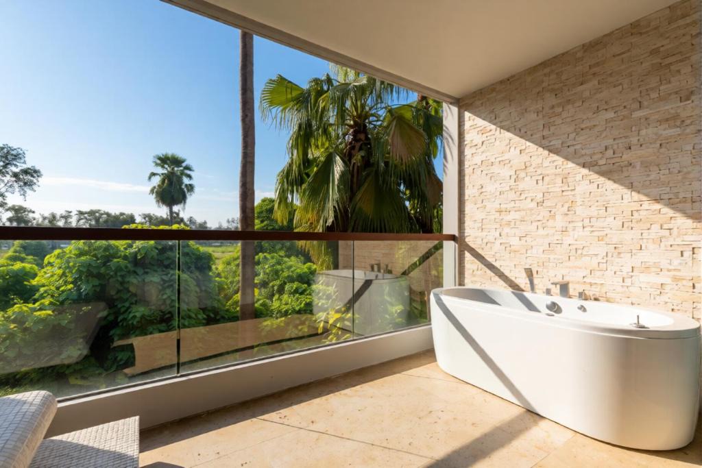 Bang Tao Apartment | Majestic 2BR Residence with garden view in Regent