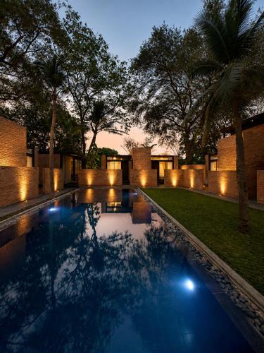 Kanchanaburi Hotel | Makham Villa River Kwai