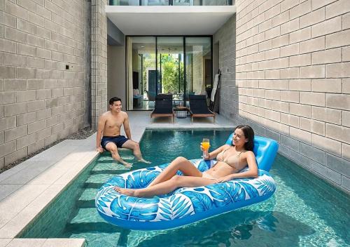 Bang Sare Villa | Modern 2BR Private Pool Villa Near Beach Pattaya