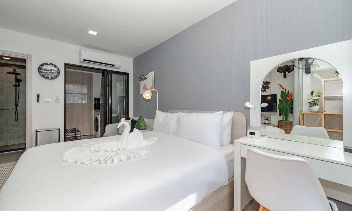 Kathu Apartment | Modern Condo with Pool View D Condo Phuket C175