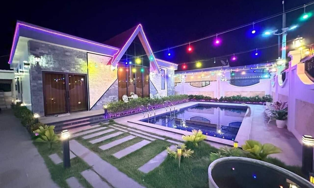 Kampot House | Modern private villa in Kampot for 10 people