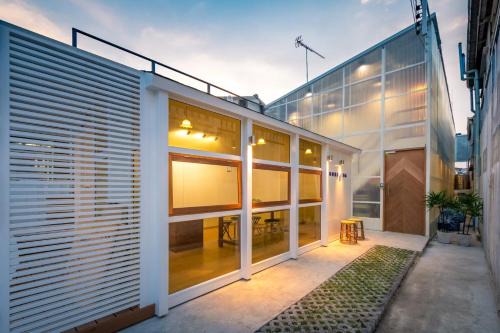 Lat Krabang Hostel | MORN-ING HOSTEL