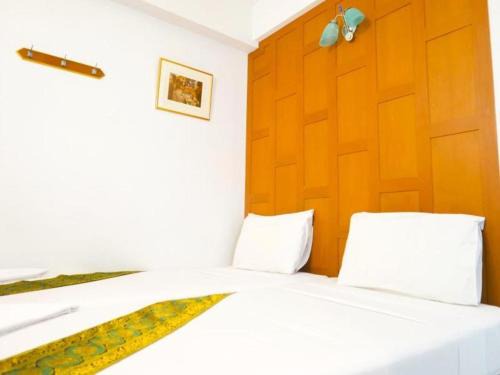 Chana Songkhram Hostel | New Siam Guest House