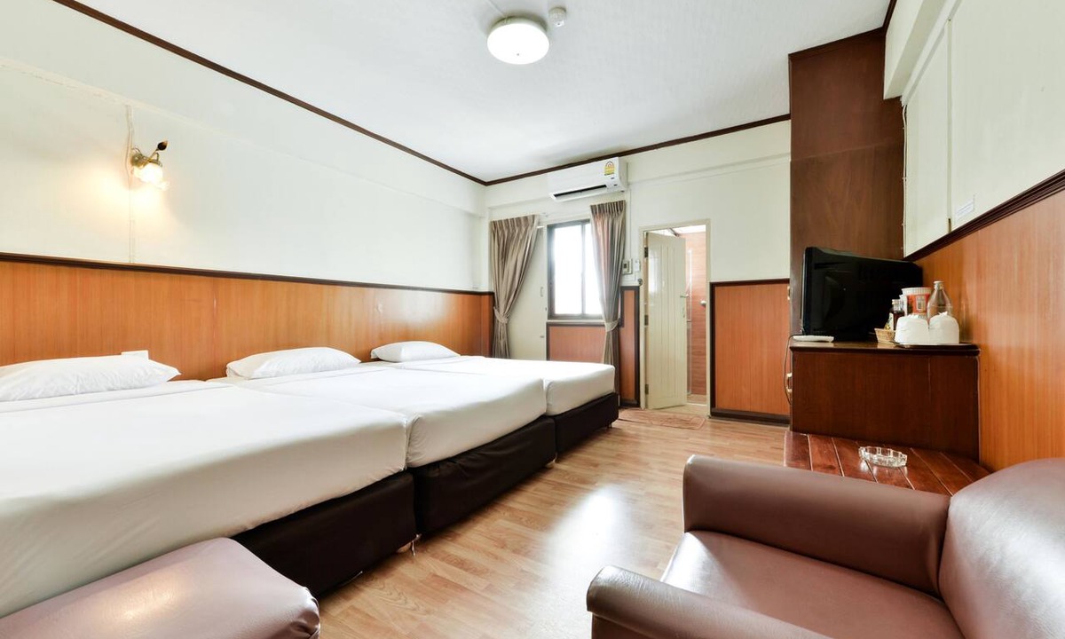 Phaya Thai Hotel | Nice Palace Hotel