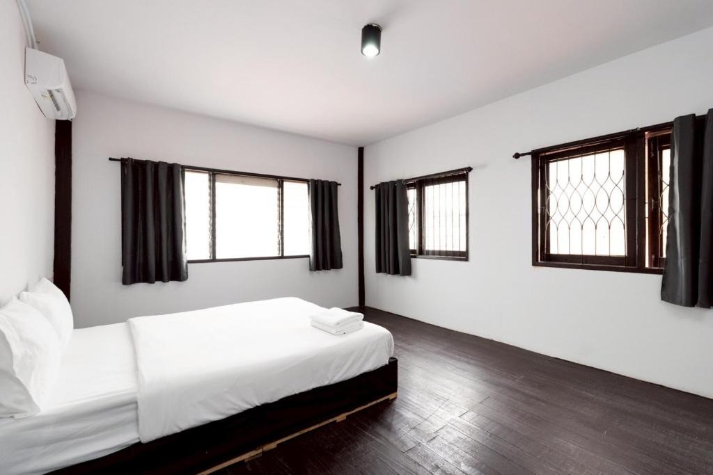 Wat Bowon Niwet Apartment | Oh My Nap Khaosan - ถนน ตะนาว ข้าวสาร
