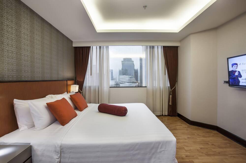 Bangkok Central Business District Apartment | One Bedroom Suite in heart of the city (A116)