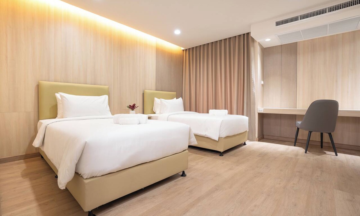 Racha Thewa Hotel | Oriole Residence