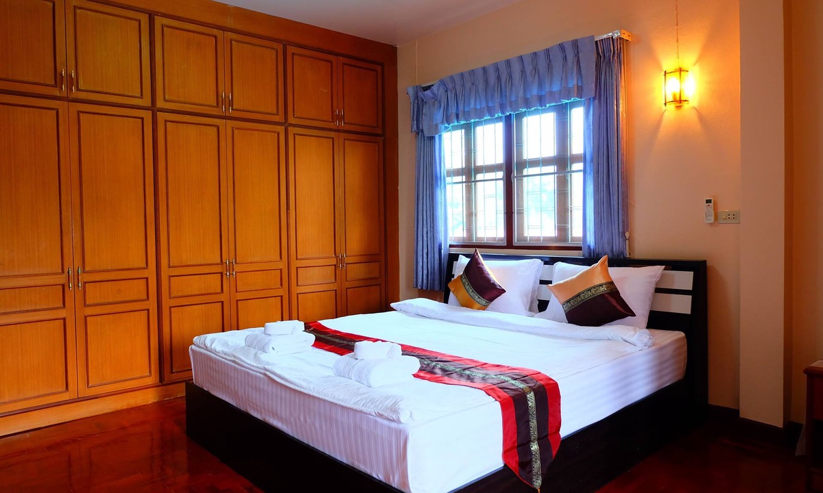 Luang Nuea Hotel | OYO 769 Ban Thassanee