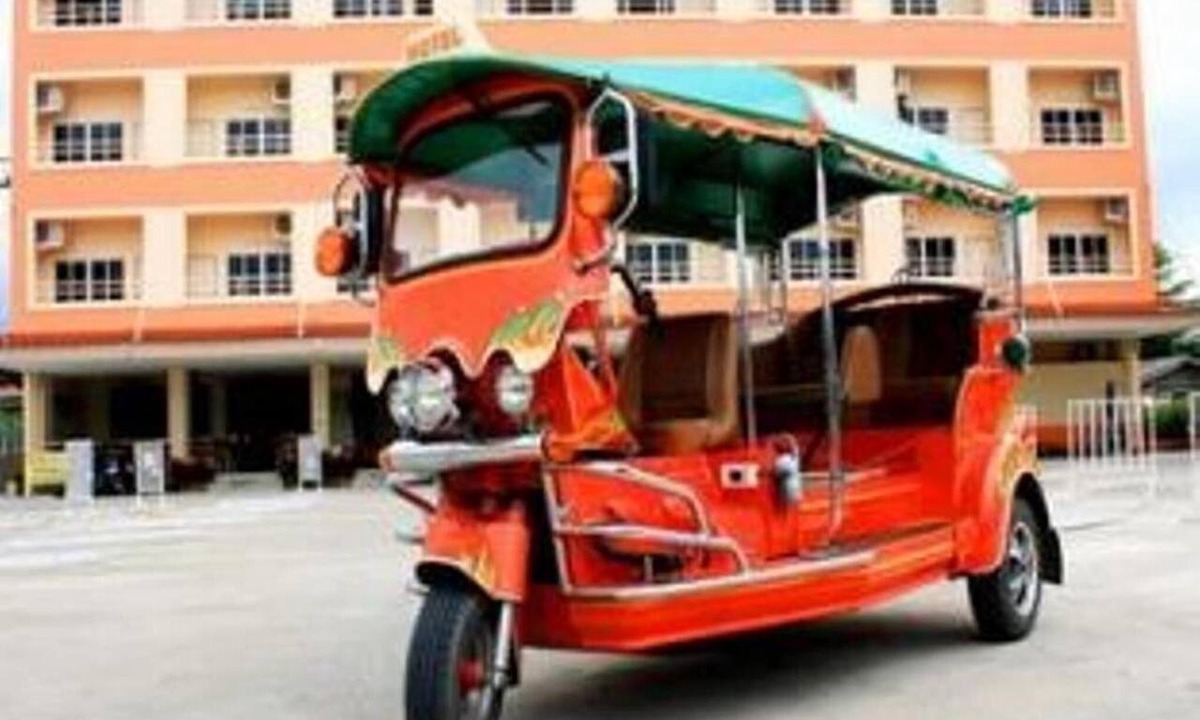 Nakhon Sawan Hotel | P.A. Place Hotel