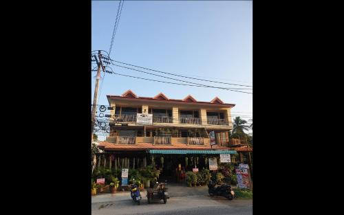 Bophut Hostel | P & T Guesthouse