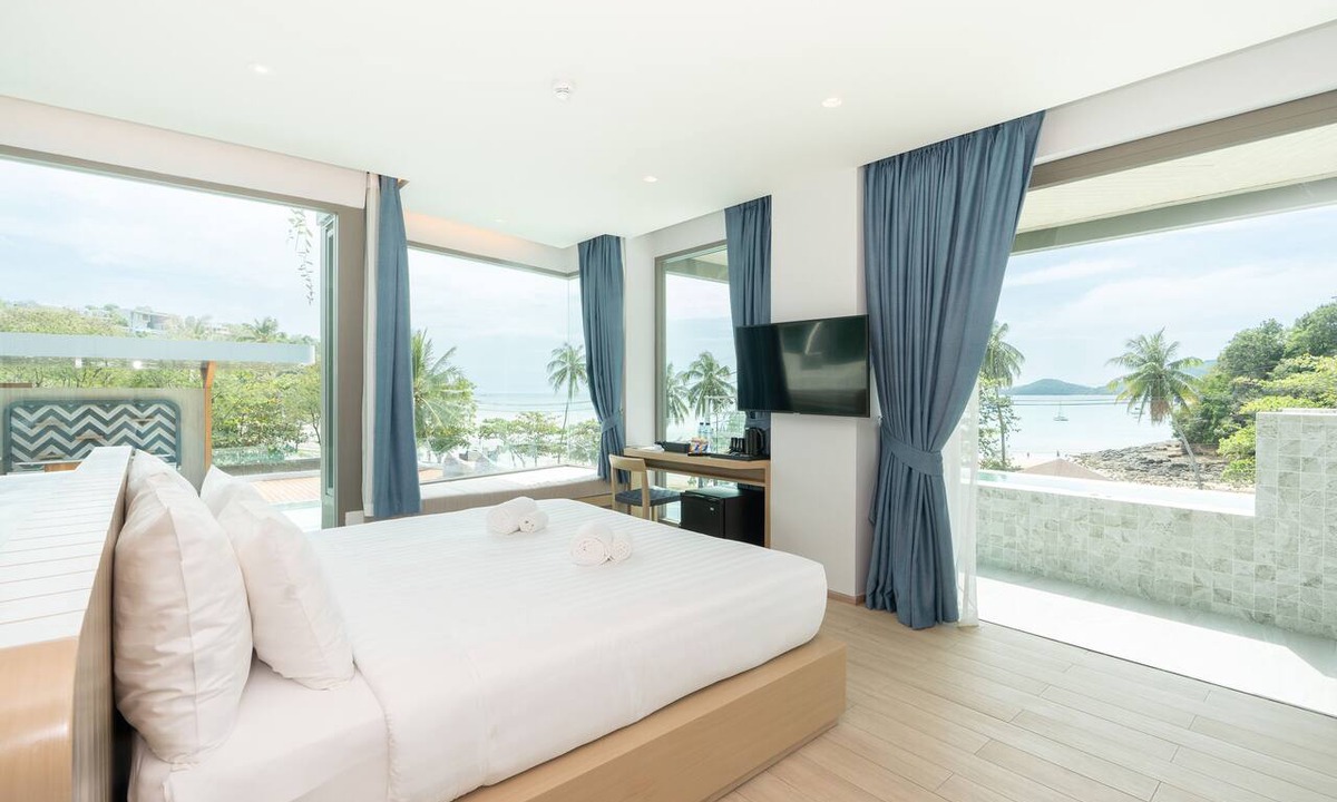 Wichit Hotel | Panwaburi Beachfront Resort