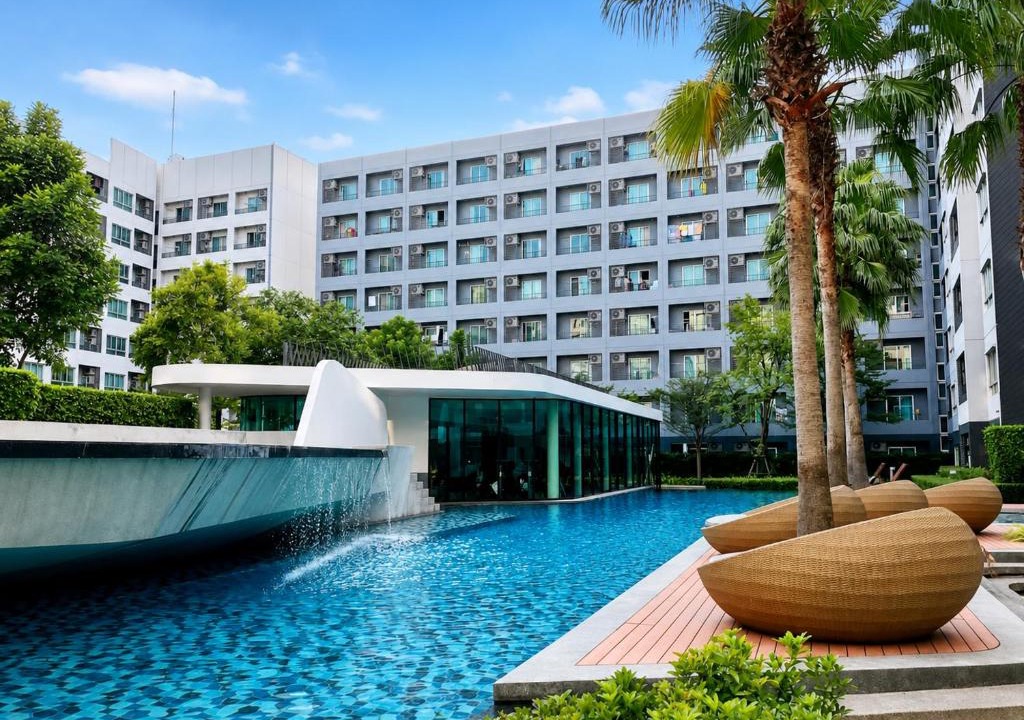 Bang Chak Apartment | Pool Studio Near BTS Quiet Stay