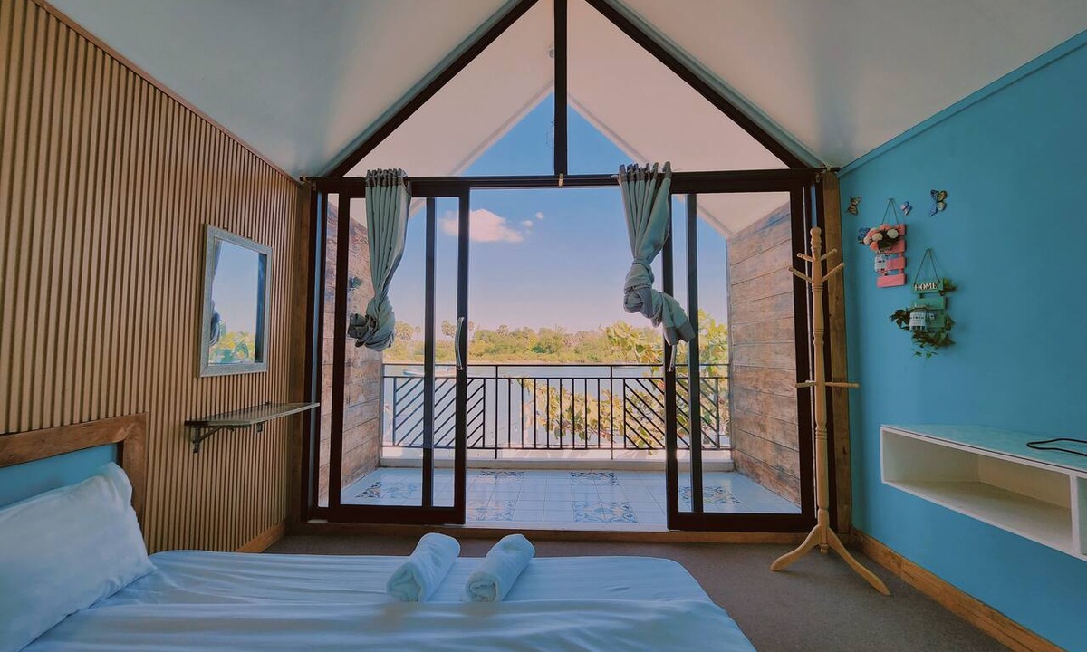 Kampot House | Port Ville Resort