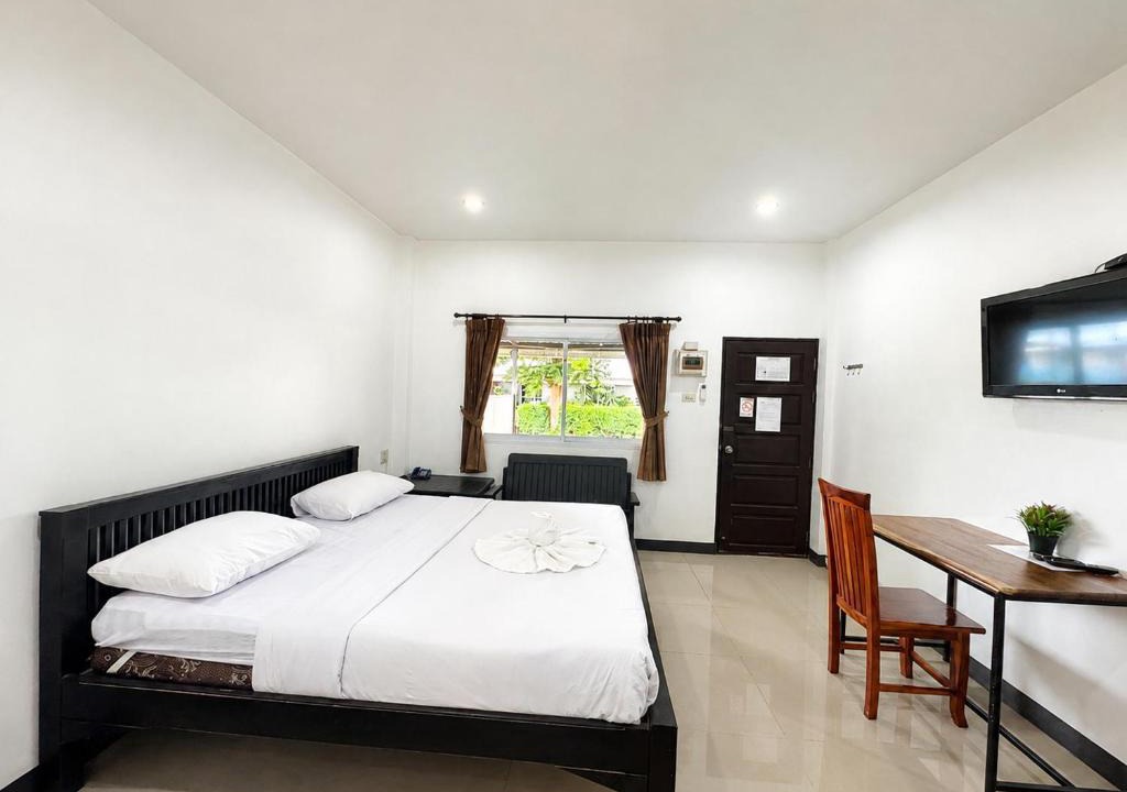 Phichit Hotel | Prince resort