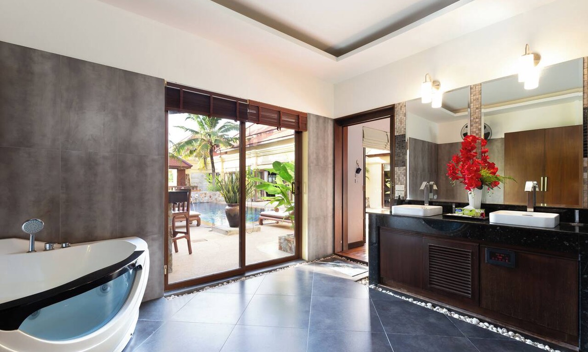 Rawai Villa | Private 6BR Tropical Estate near Nai Harn Beach