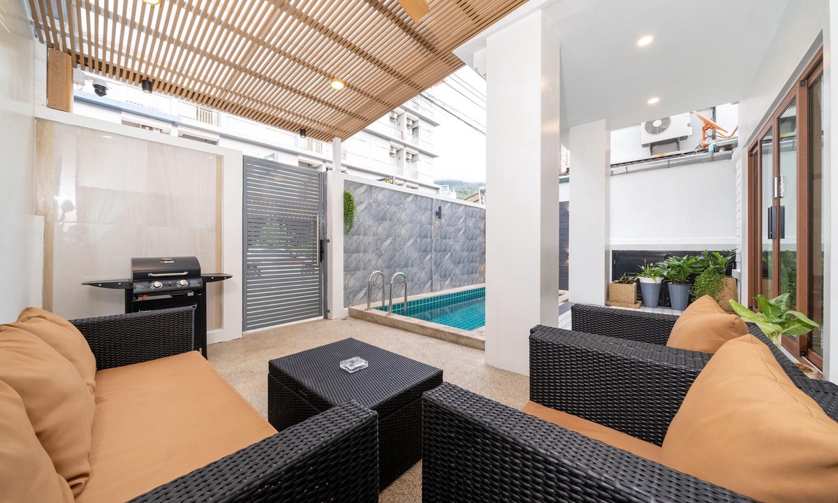 Nanai Road House | Private Patong pool villa 5BR
