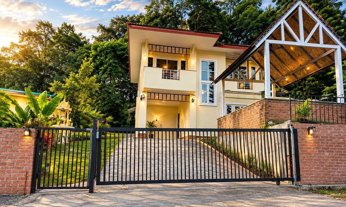 Ko Chang Villa | Private Pool Villa 4BR Fast Wifi Koh Chang