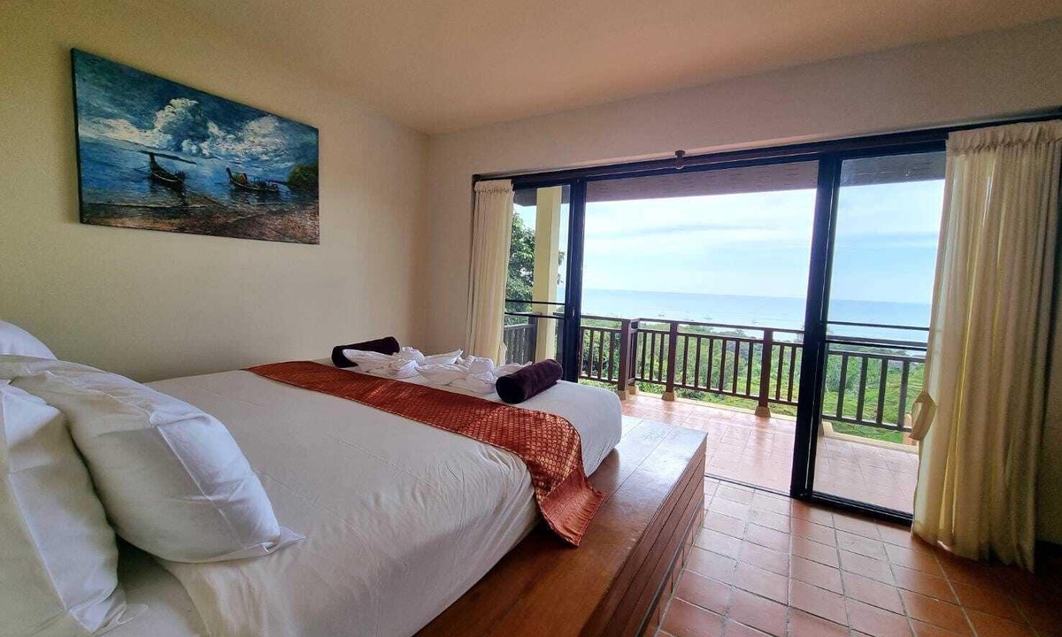 Ko Lanta Villa | Private Pool Villa · Kantiang Bay Sea Views · 4 Bedrooms