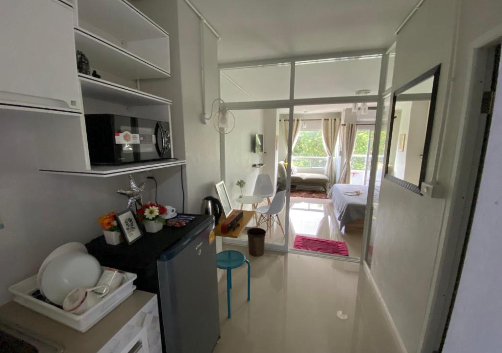 Wat Ket Apartment | Private room hosted by Boyce 401