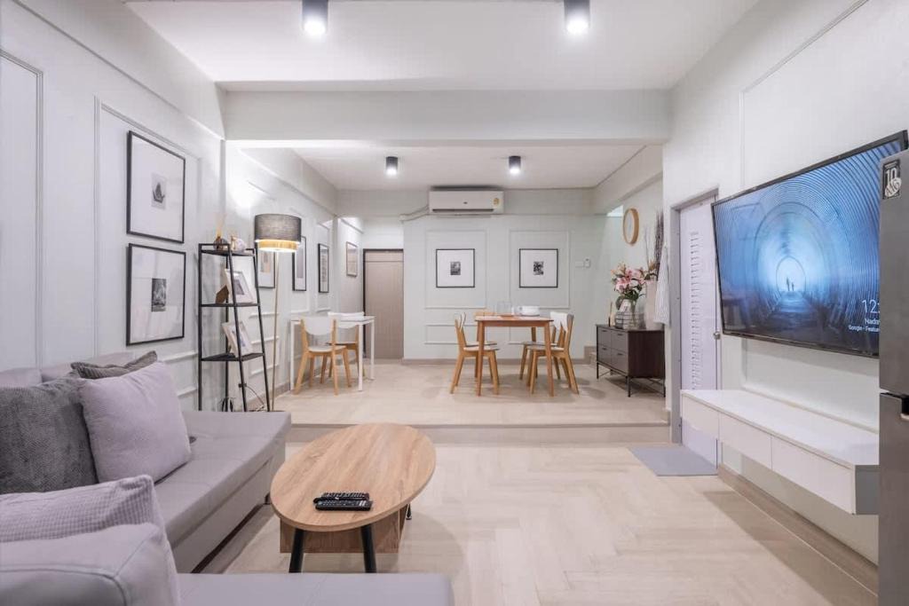 Chom Phon House | Pukkie House 149 Near MRT BTS LadPrao