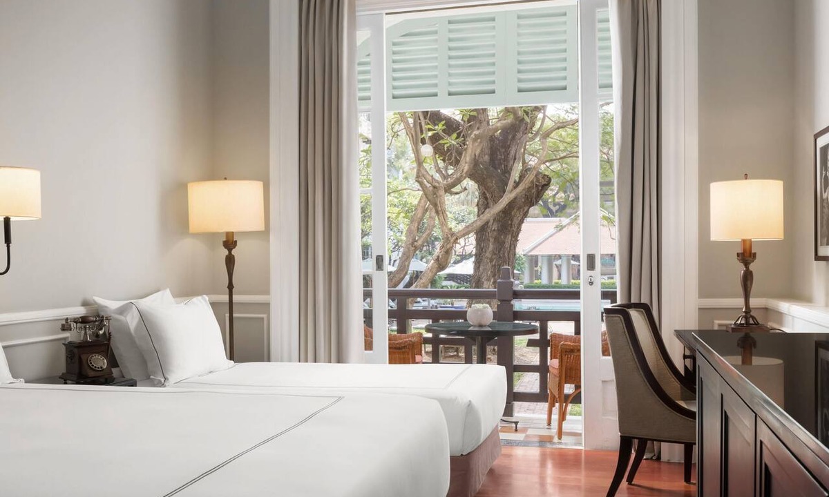 Daun Penh Hotel | Raffles Hotel Le Royal