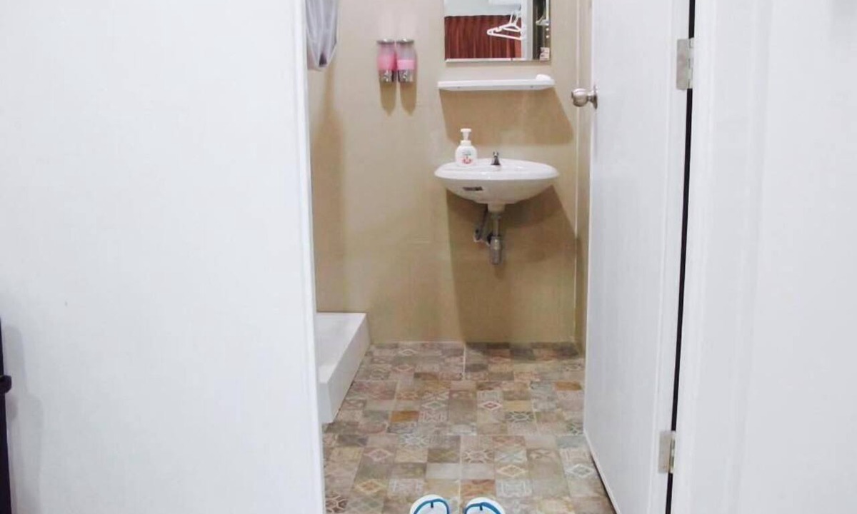 Mae Sot House | Retro Twin Home at Maesot