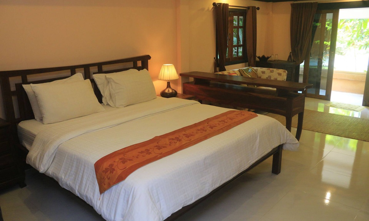 Chaiprakarn Hotel | SaimoonburyResort