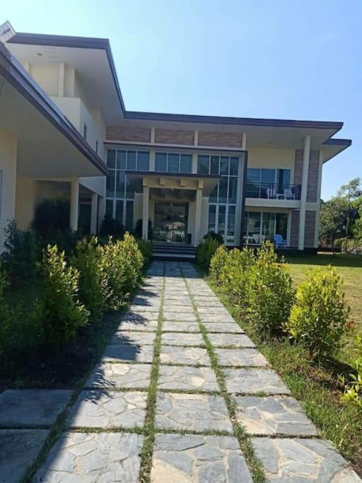 San Klang House | San Kamphaeng Classic Home