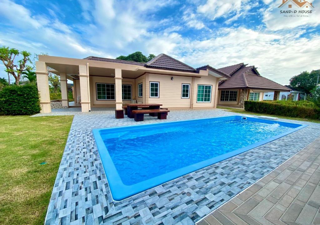 Kram House | Sand-D House Pool Villa A8 at Rock Garden Beach Resort Rayong