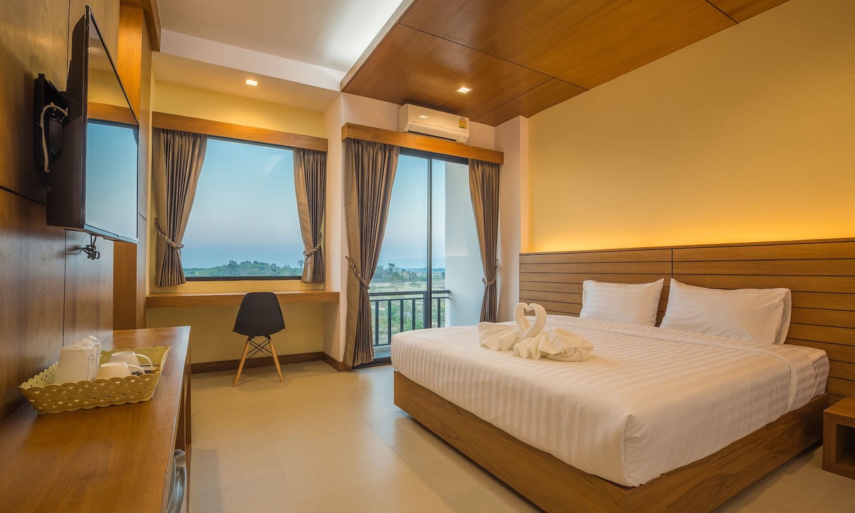 Thoeng Hotel | Sann View Hotel
