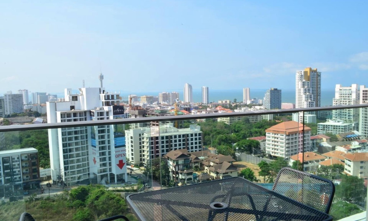 Pratumnak Hill Apartment | Sea View Apartment @The Point Pratumnak #2