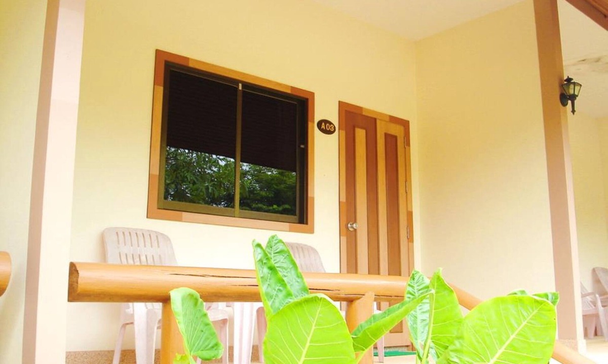 Chumphon Hotel | Seaza Hotel
