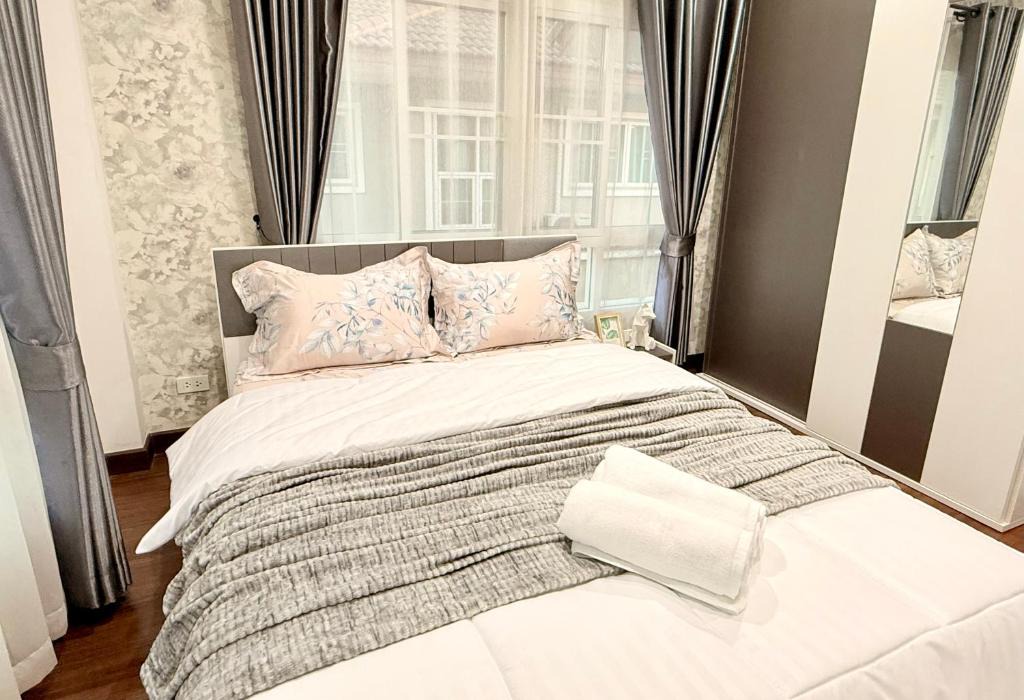 San Kamphaeng Villa | Serenity Family house 4BR 4Baths