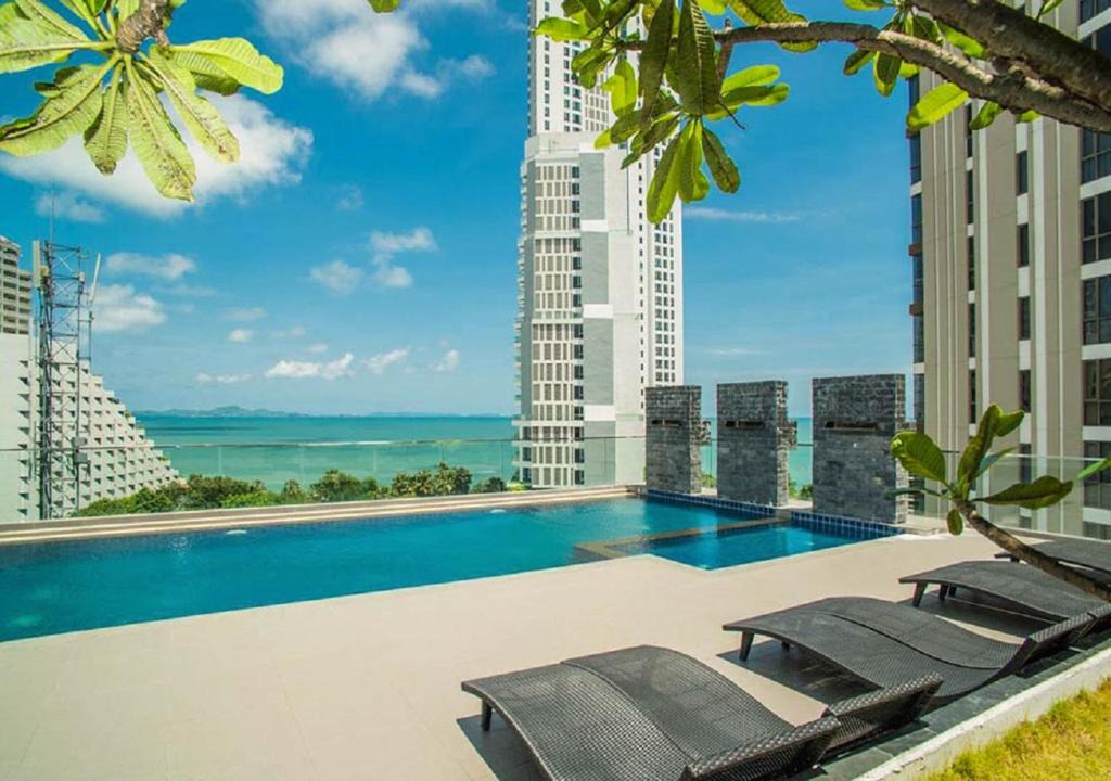 North Pattaya Apartment | Serenity Wongamat Condominium
