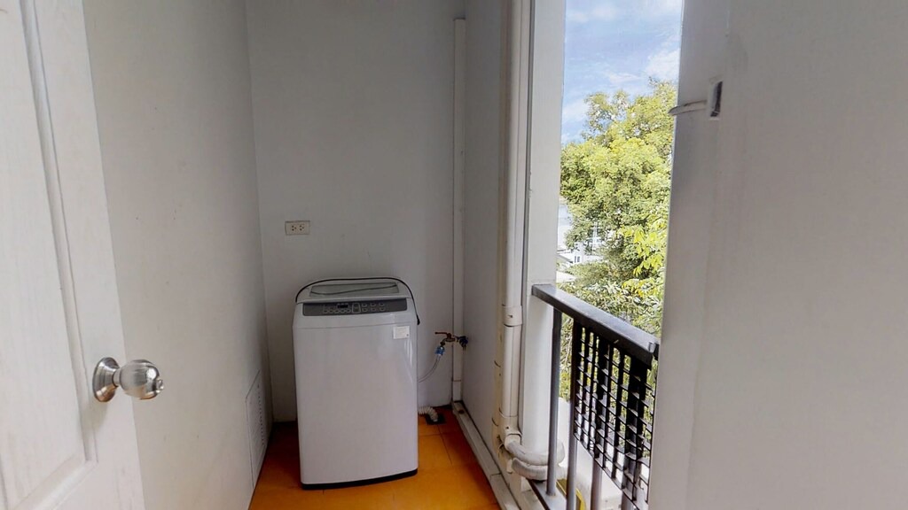 Ekkamai Apartment | Serviced Residence (UN10604)