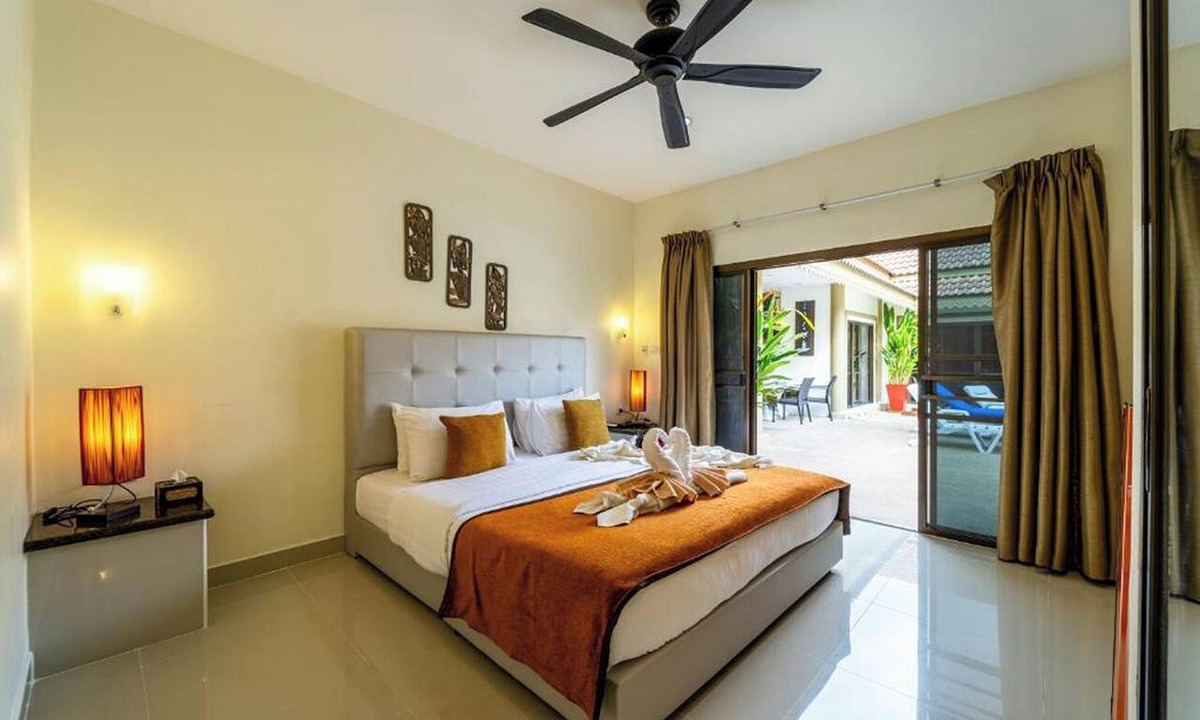 Bang Sare Hotel | Siam Court Hotel And Resort