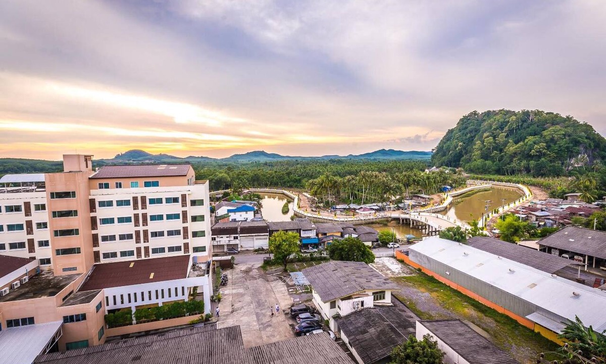 Satun Hotel | Sinkiat Buri Hotel