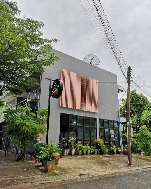 Makham Tia House | Siri Guesthouse @ Surat Thani