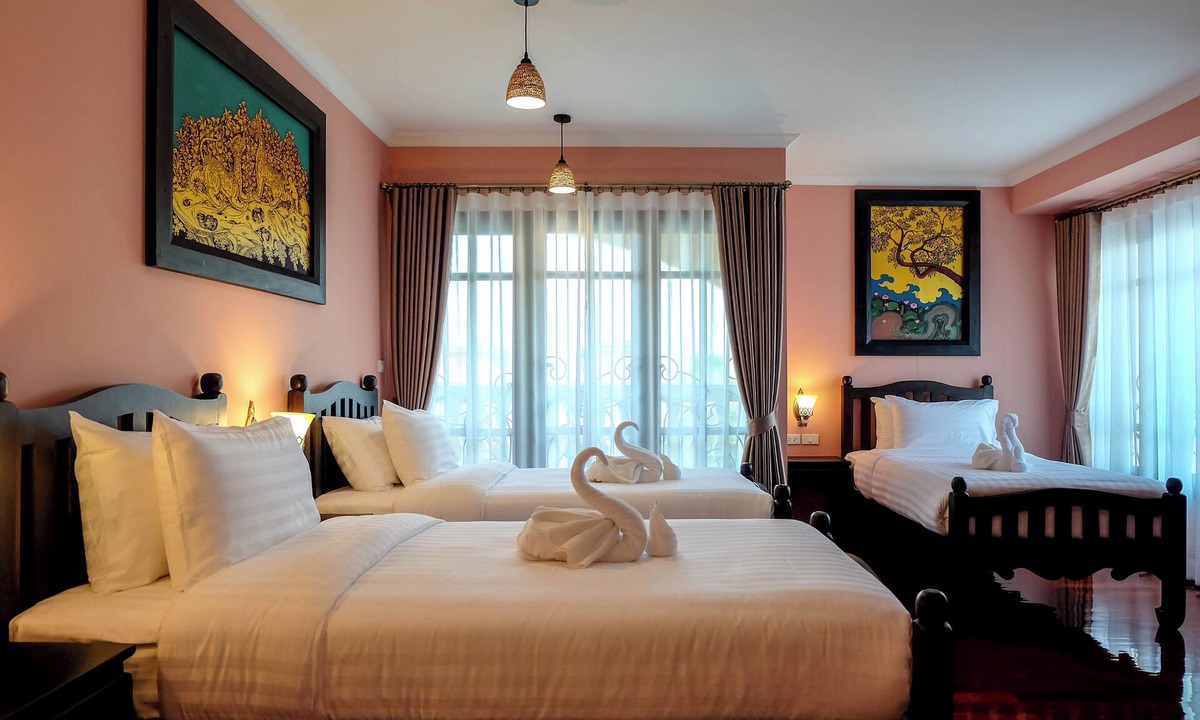 San Chao Pho Suea Hotel | Siri Heritage Bangkok Hotel