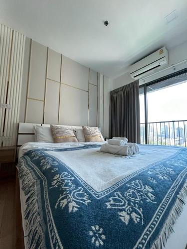 Sukhumvit Apartment | SkyLink Thonglor Luxury Condo with Pool BTS Access