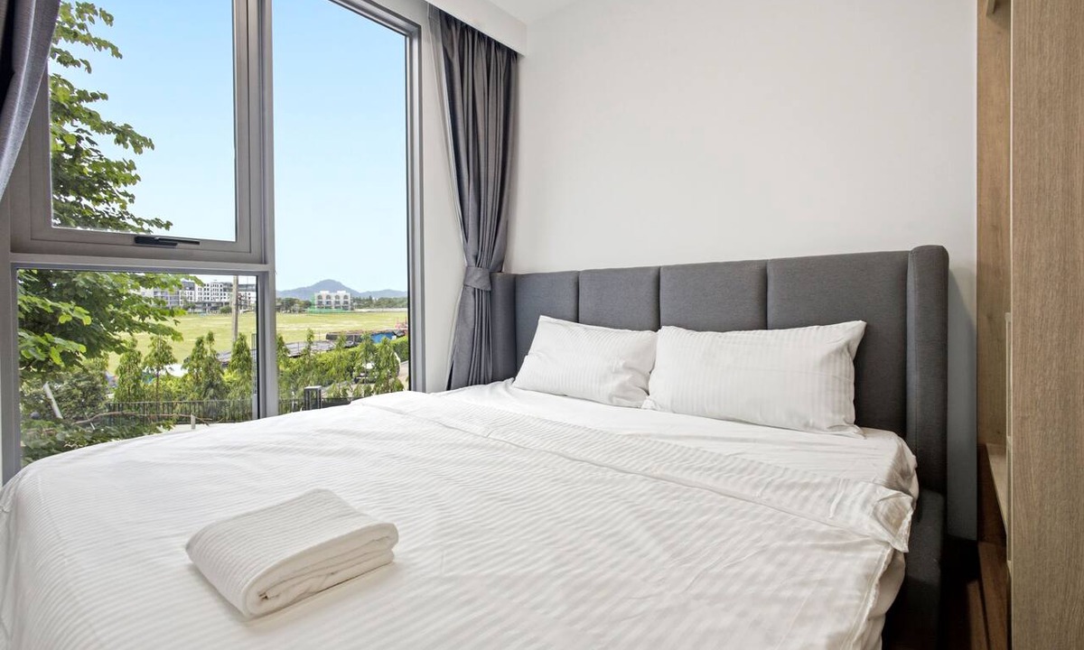 Cherngtalay Apartment | Skypark Laguna 2BR, Golf View, Rooftop Pool