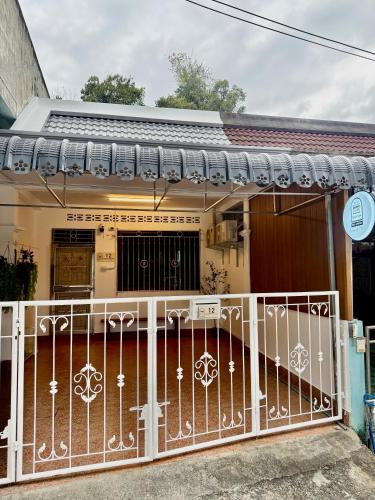 Betong Resort | Small room Homestay Betong-สมอลล์รูม โฮมสเตย์ เบตง