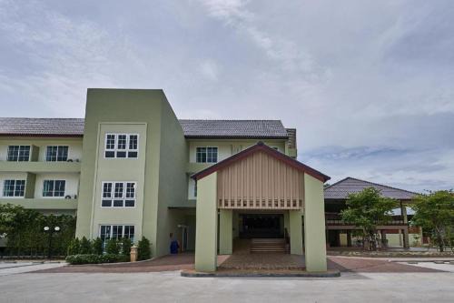 Nakhon Si Thammarat Hotel | Smile Park Hotel