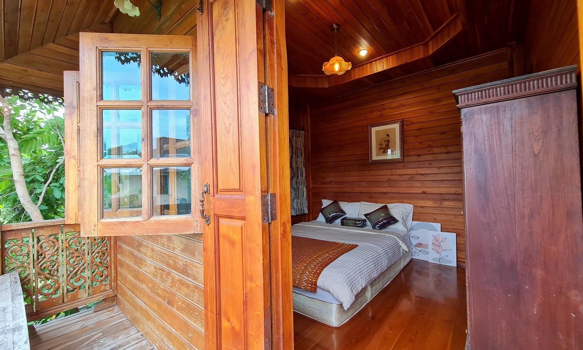 Bang Khen House | SUPER RARE! Heritage Wooden House near Chatuchak Market and Airport